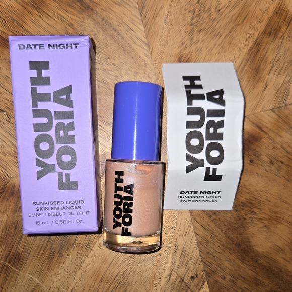 Youthforia Sunkissed Liquid Skin Enhancer - Picture 1 of 7